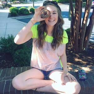 Meet your Posher, Alyssa rae